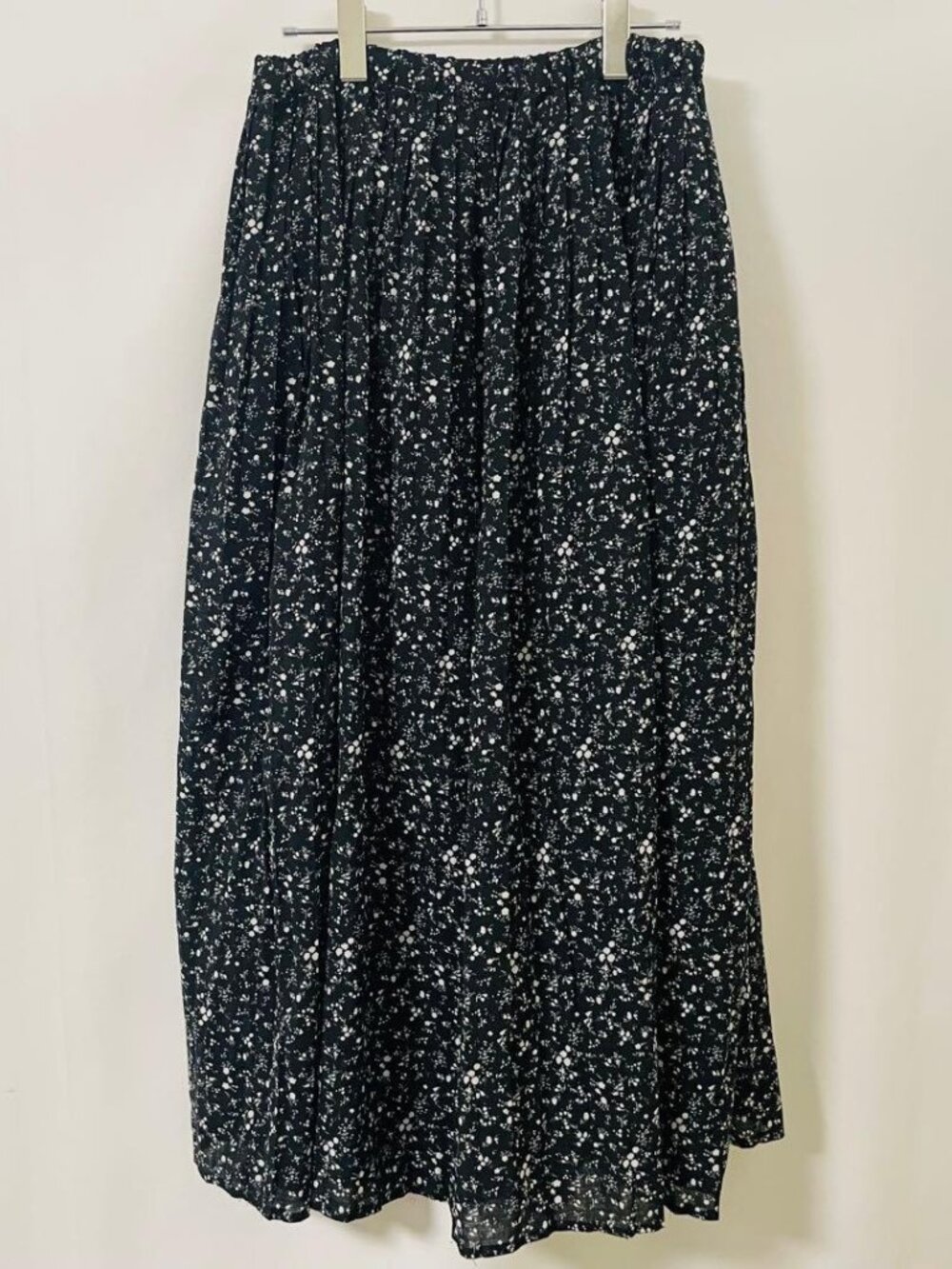 Dresk Long Skirt Black Floral Print Size L